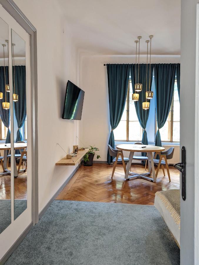 Luminarium Apartment Brasov Exterior photo